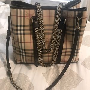 Authenticated Burberry limited edition Haymarket bag